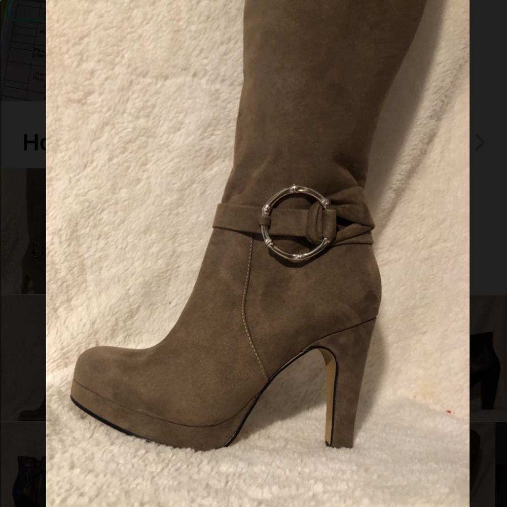 Shoes - Picture 4 of 6